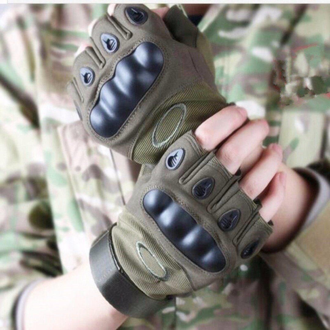 Rapdom Tactical Half Finger Knuckle Gloves - Carbon Fiber Protection